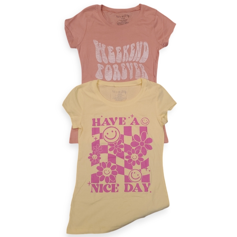 NWT -2 pc-Trendy Preppy Tees Jr's Small Smiley Flower Nice Day Weekend Forever